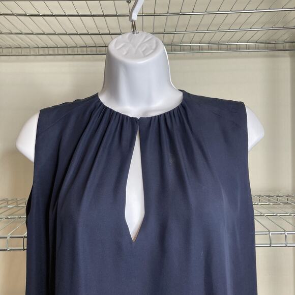 L'Agence Women's Navy Blue Sleeveless 100% Silk Blouse Size XS Flowy Old Money - Picture 8 of 12